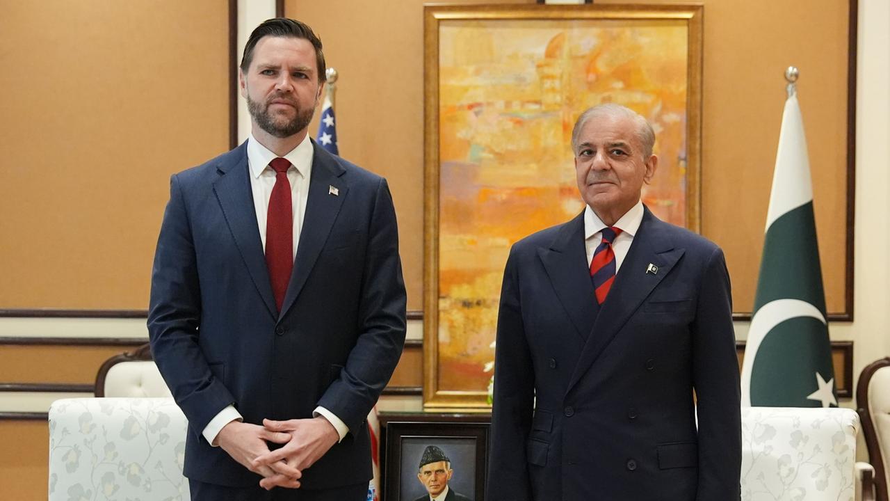 Straße von Hormus im Fokus von Krieg und Gesprächen