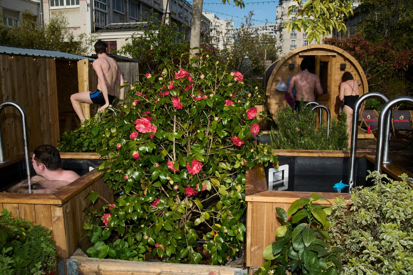 Bienvenue au « Sauna Social Club » : « Les gens viennent pour le bien-être, mais ils restent pour l’ambiance »