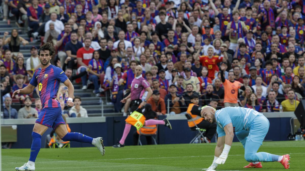 
                                                           Ferran Torres muerde la Liga y al Espanyol con el permiso de Lamine
                                                       