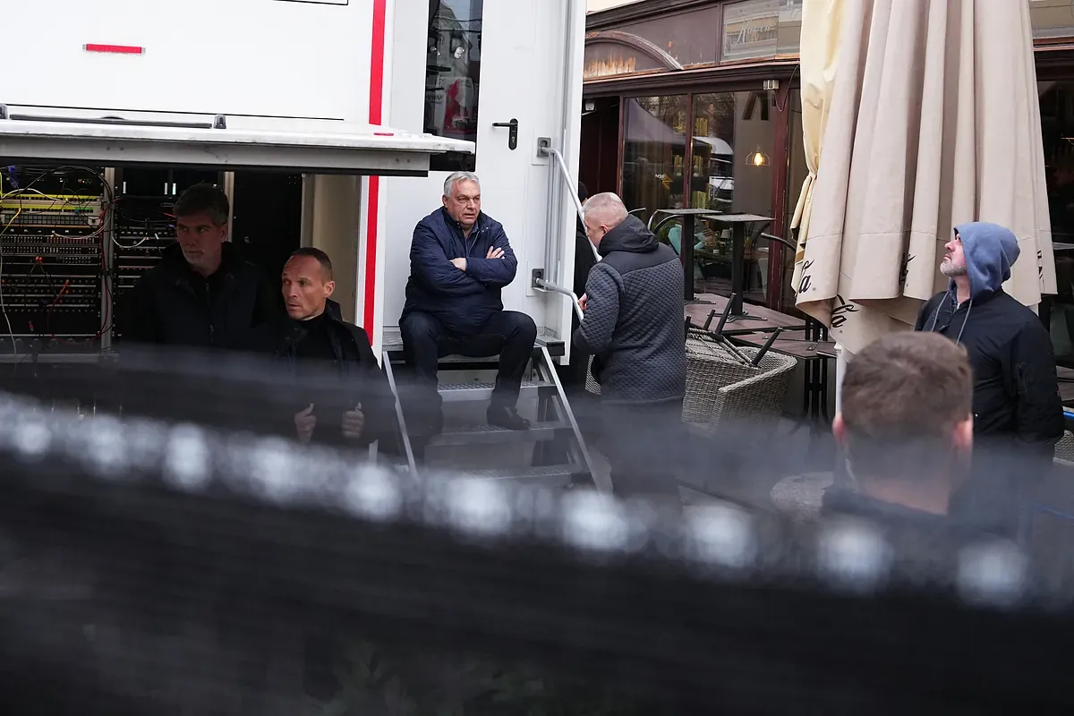 Viktor Orban prepara el relato para 'impugnar' el resultado antes de la votación de hoy en Hungría