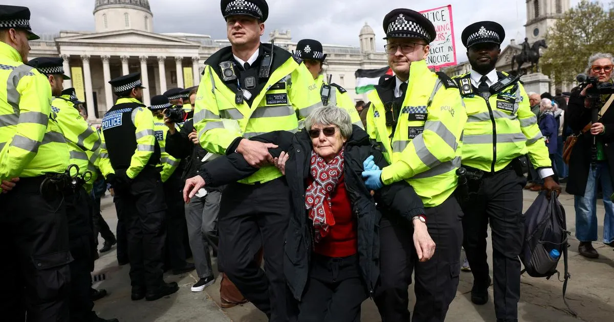 Londres : plus de 500 manifestants soutenant le groupe Palestine Action arrêtés