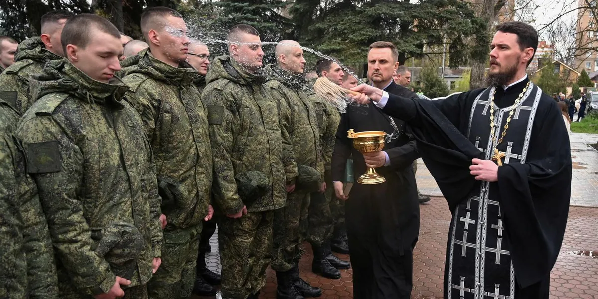 EN DIRECT, guerre en Ukraine : l’armée ukrainienne a fait état de violations de la trêve pascale sur le front, Volodymyr Zelensky a proposé à la Russie une prolongation du cessez-le-feu au-delà de dimanche