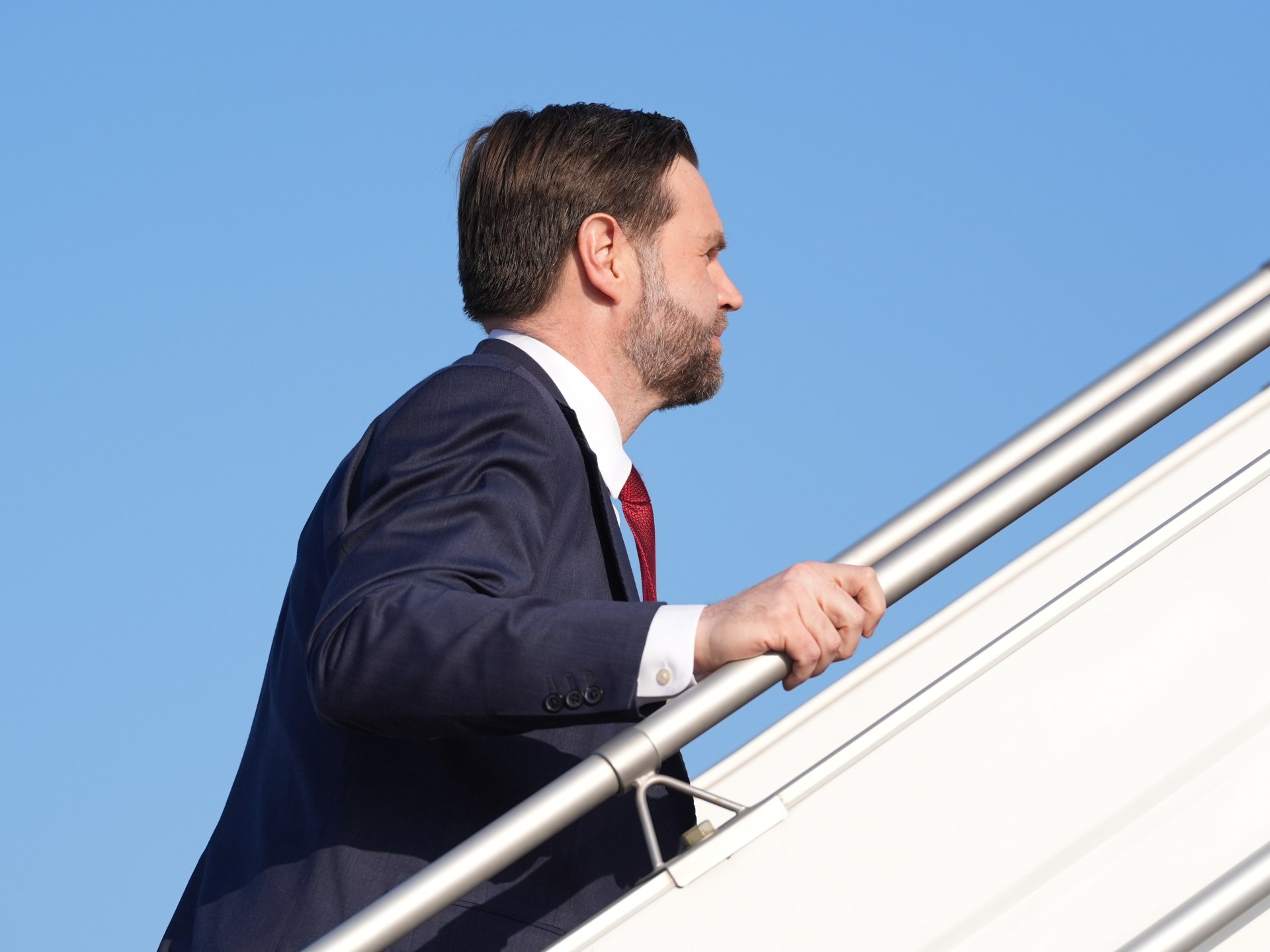 US and Iran fail to reach peace deal after marathon talks in Pakistan