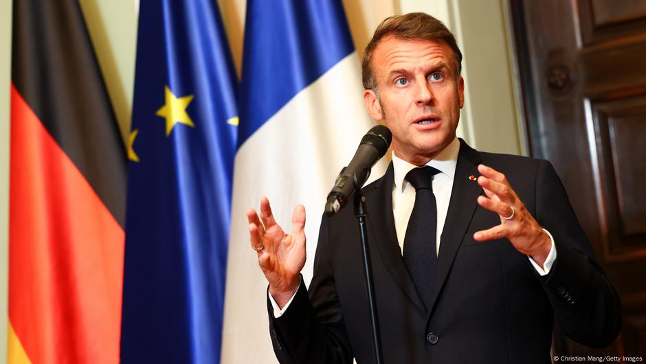 Can France learn from Italy to overcome its fiscal crisis?