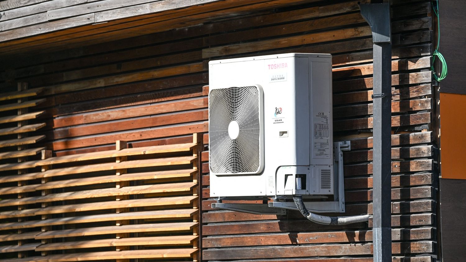 Efficacité, logements concernés, financement... Quatre questions sur les pompes à chaleur, dont le gouvernement veut multiplier les installations