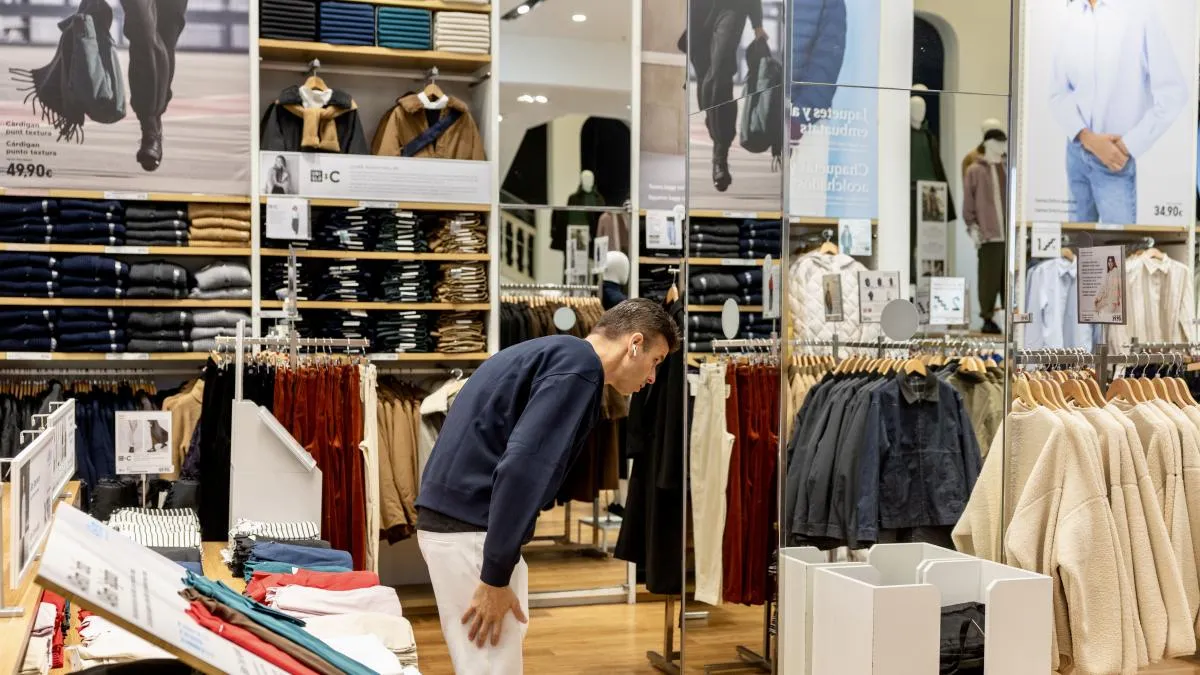 
                                                                                                                                               El gasto en moda cae un 8,5% por más sensibilidad ecológica y cambio de hábitos
                                                                                                                                           