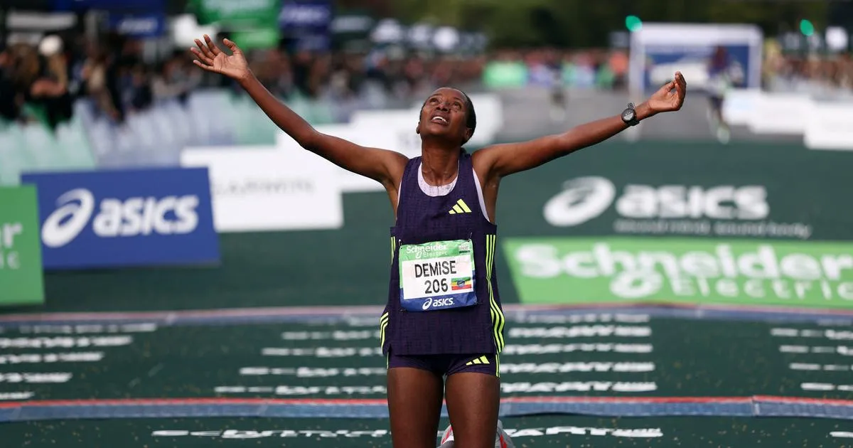 Marathon de Paris 2026 : l'Éthiopienne Shure Demise s'impose avec un nouveau record à la clé