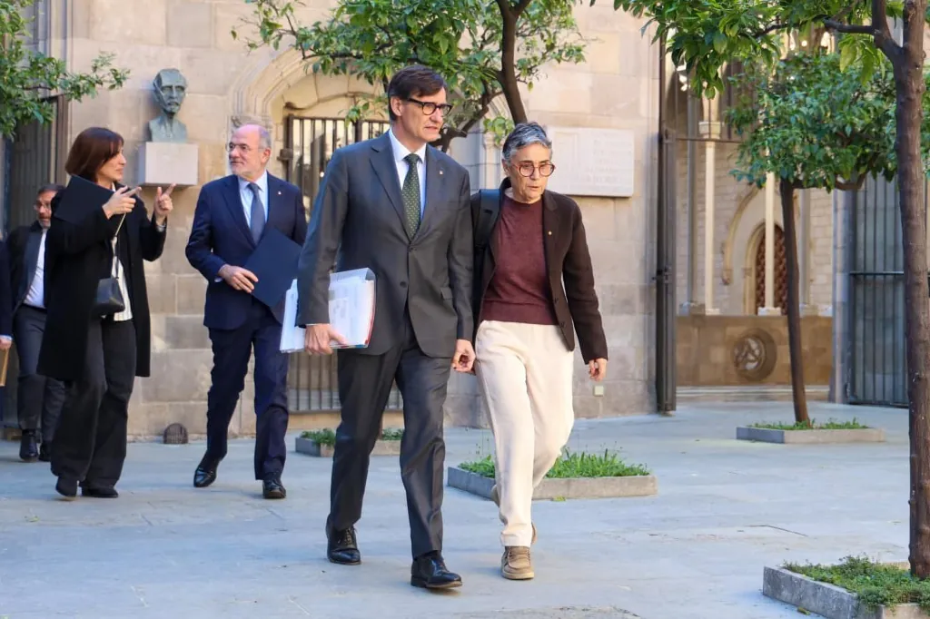 La consejera catalana de Salud, Olga Pané, se fractura el peroné en un accidente doméstico