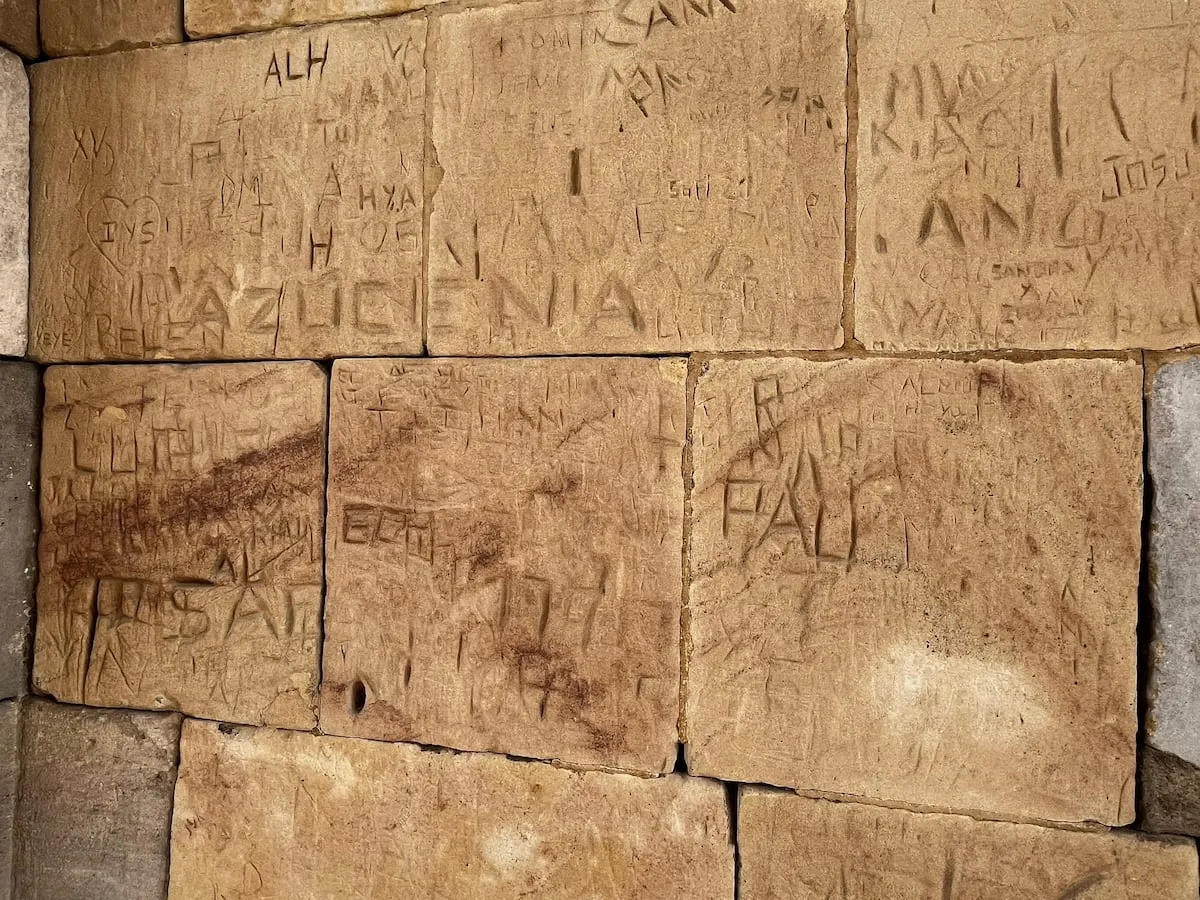Vandalizan el Templo de Debod, un monumento egipcio en Madrid de más de 2.000 años
