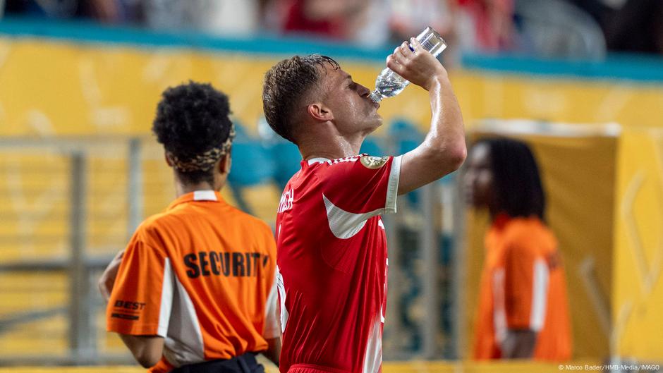 FIFPRO on football schedule: 'Risk to player health rising'