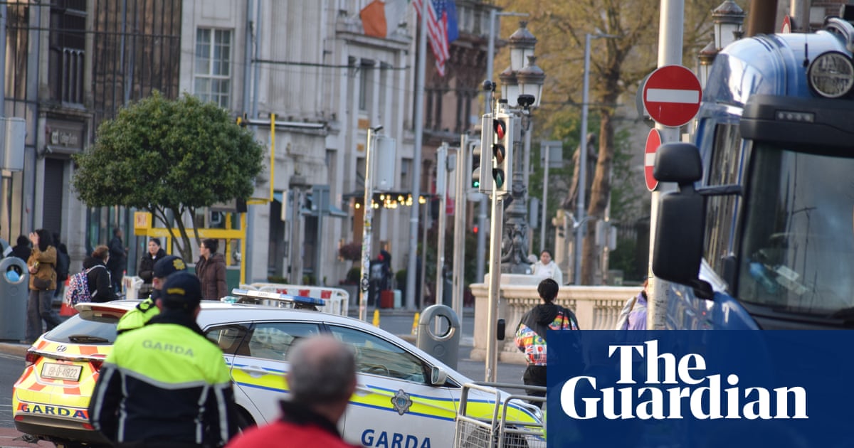 Irish police clear Dublin blockade staged by fuel price protesters