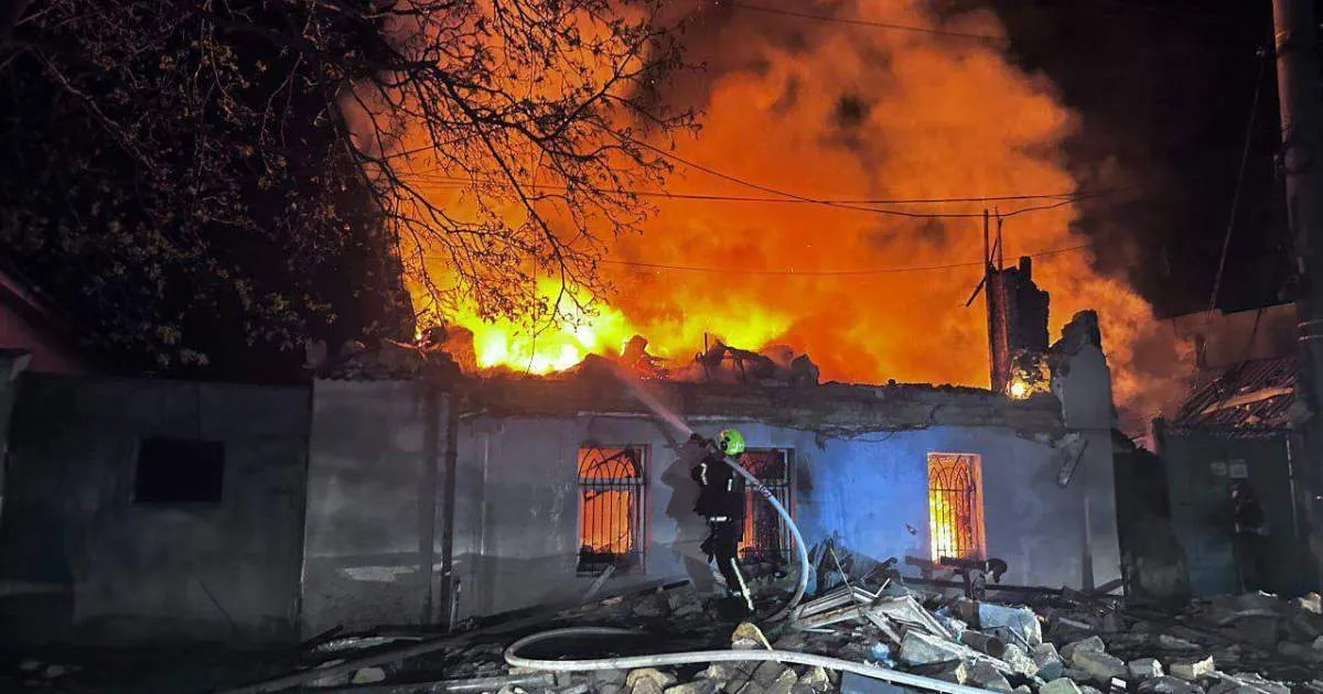 Ukraine and Russia accuse each other of breaching Easter ceasefire