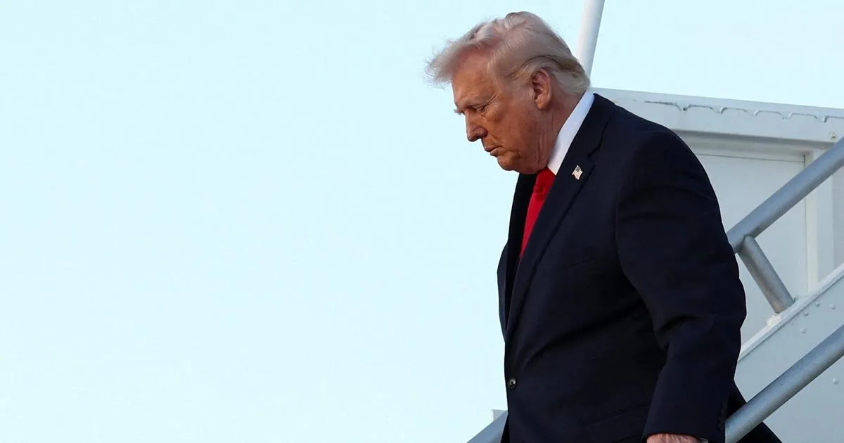 Guerre en Iran : Trump annonce mettre en place un blocus naval du détroit d'Ormuz