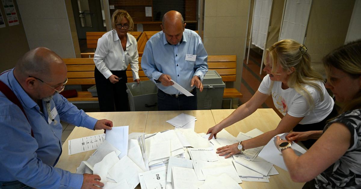 Hongrie: fermeture des bureaux de vote, la participation atteint un niveau record