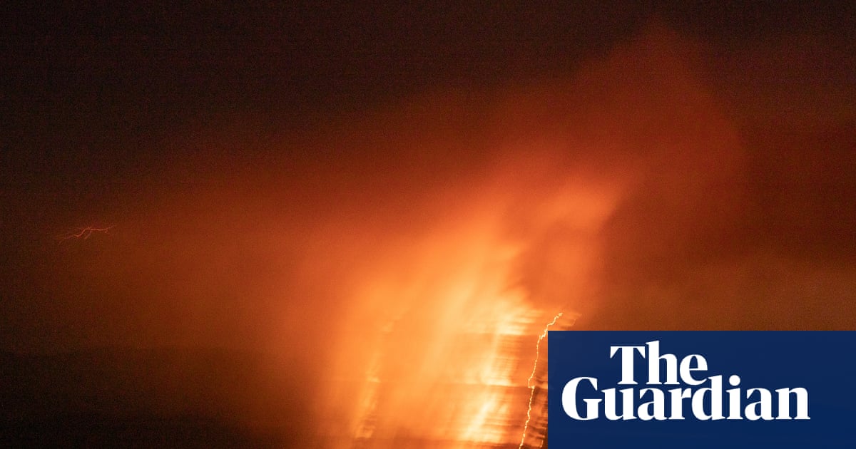 Heatwave engulfs south-eastern states as Victoria faces catastrophic fire conditions not seen since Black Summer