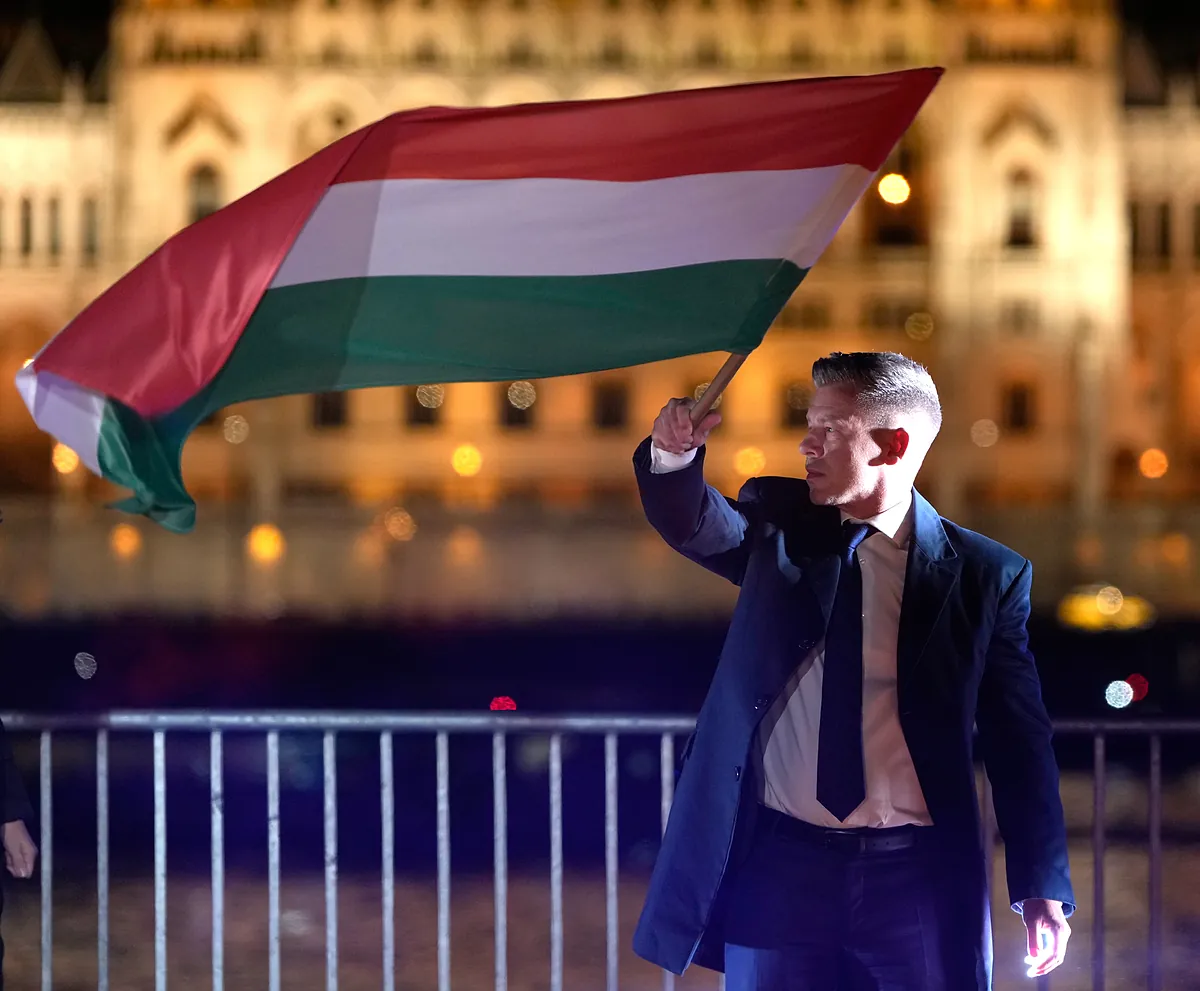 Péter Magyar, la grieta que derrumbó el muro de 16 años de poder de Orban