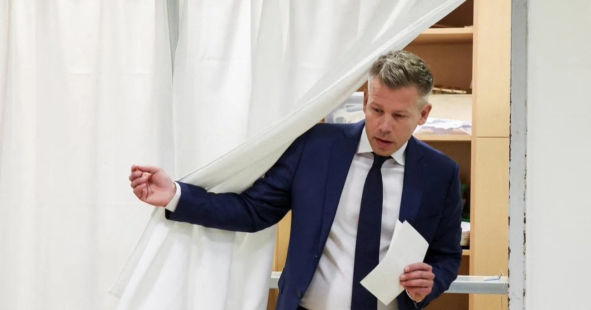 «Le cœur de l’Europe bat plus vite en Hongrie»: les félicitations se multiplient après la victoire de Peter Magyar
