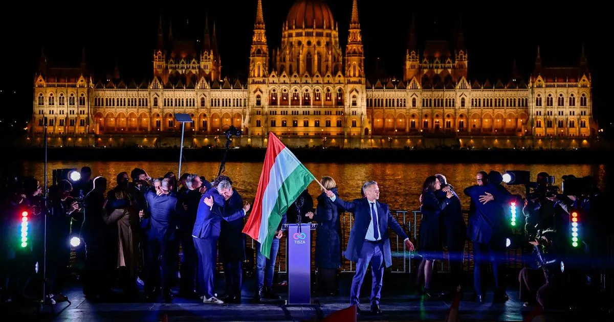 «La vérité a vaincu le mensonge !» : Péter Magyar inflige une défaite historique à Viktor Orban