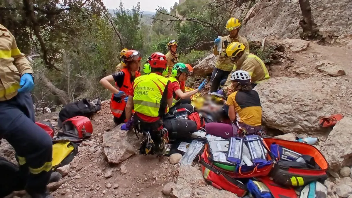 Muere uno de los dos escaladores heridos por la caída de piedras en Montserrat