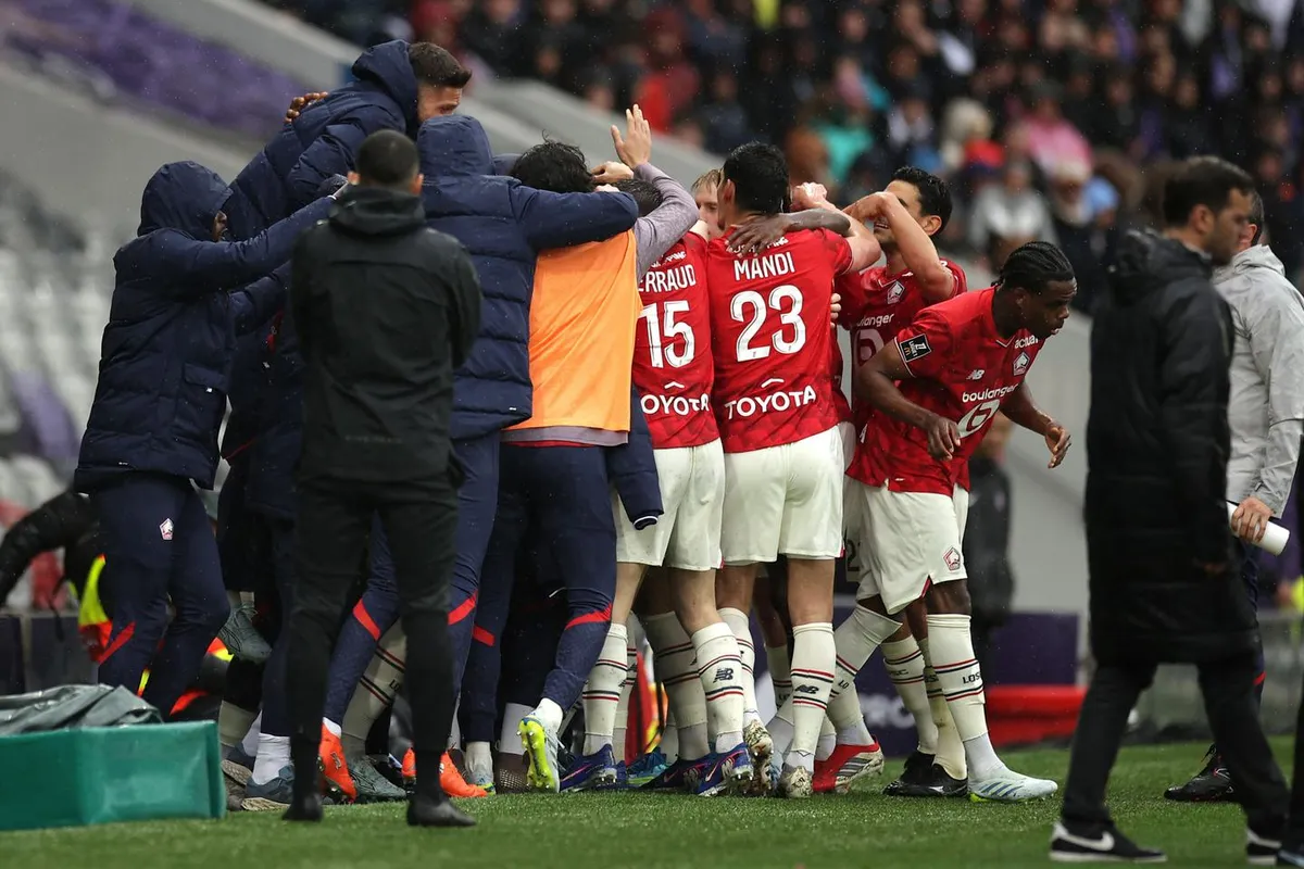Ligue 1 : Lille remonte sur le podium grâce à sa large victoire à Toulouse, Lyon renoue avec le succès