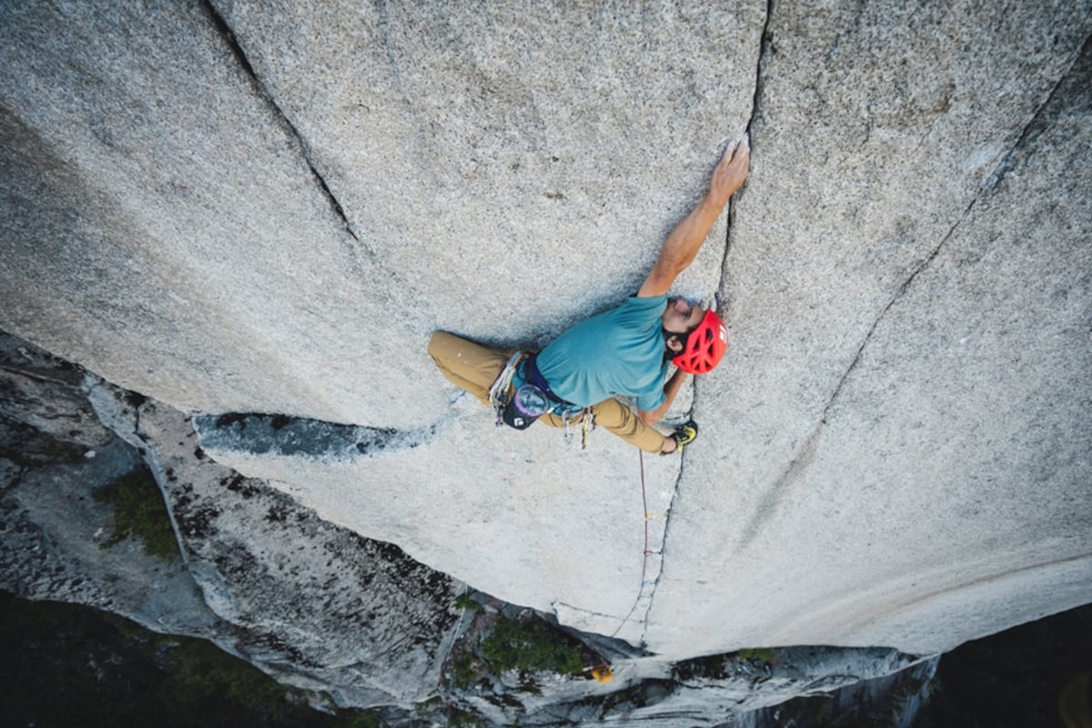 El viaje interior de Connor Herson, el niño viral que escaló en libre El Capitán y que vuelve a sorprender al mundo de la escalada