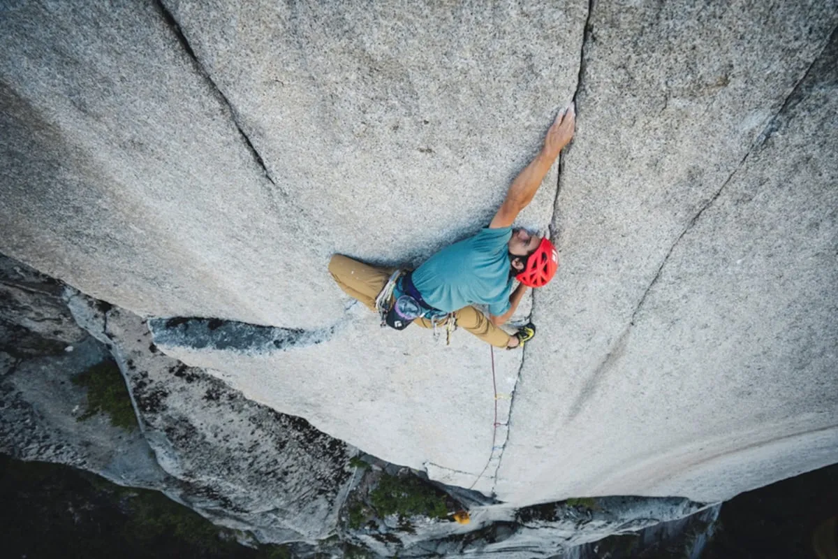 El viaje interior de Connor Herson, el niño viral que escaló en libre El Capitán y que vuelve a sorprender al mundo de la escalada