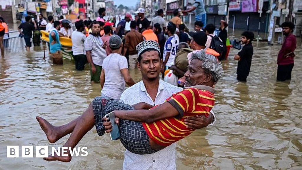 Cyclone catastrophe in Sri Lanka awakens volunteer spirit