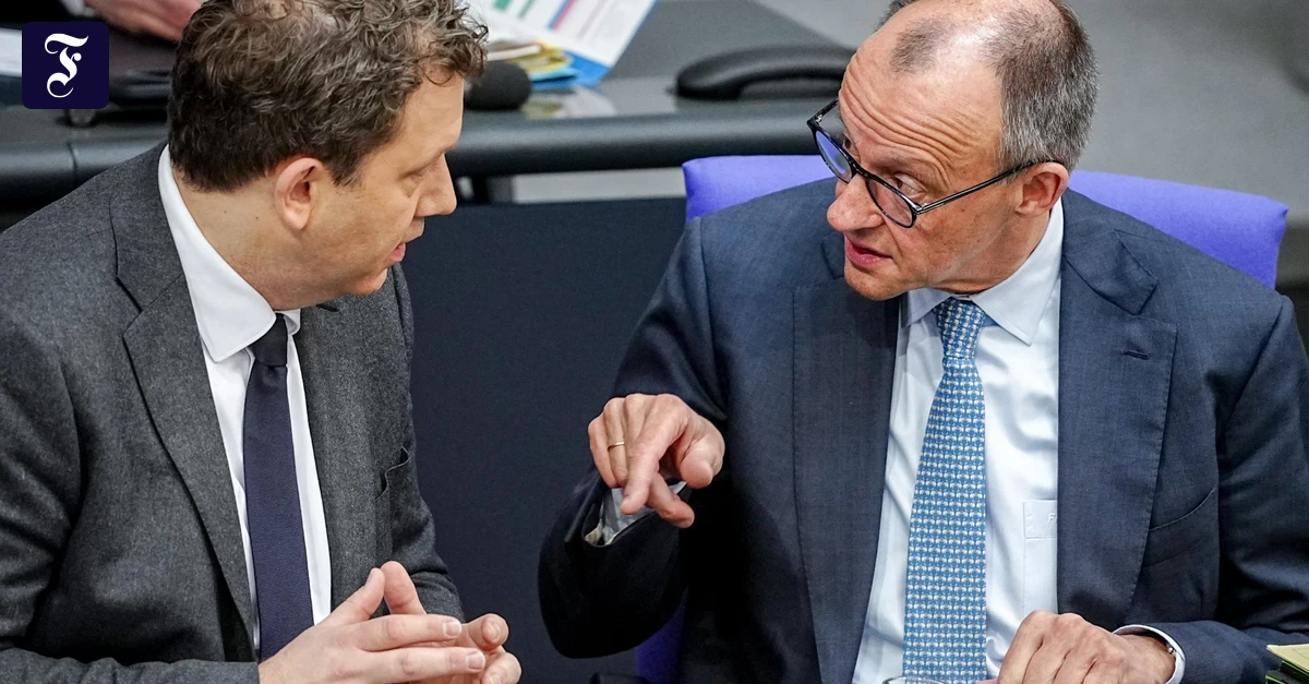 F.A.Z. Frühdenker: Einigt sich die Koalition im Benzinpreis-Streit?