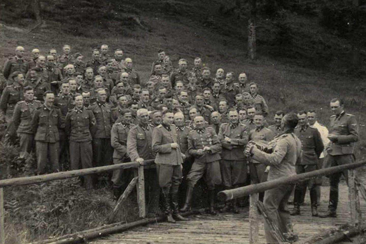 « Papy était-il nazi ? » : un moteur de recherche mis en ligne en Allemagne permet de savoir si ses ancêtres étaient membres du NSDAP