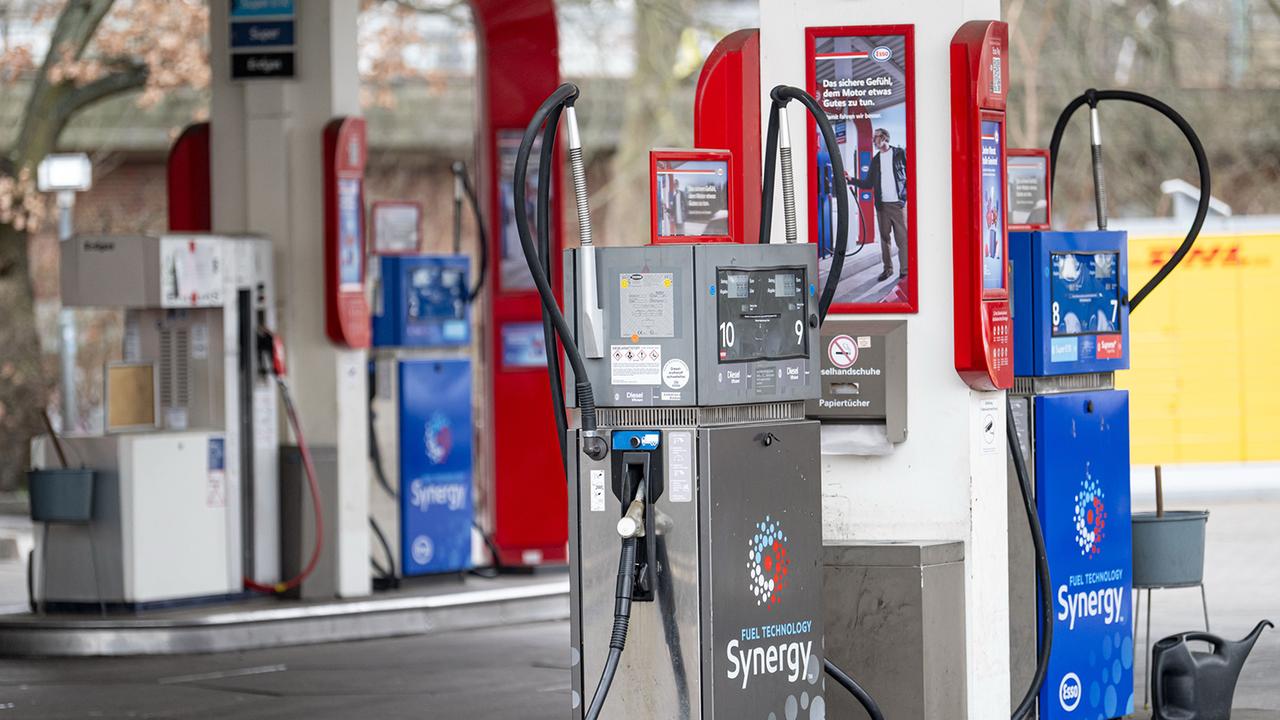Faktenfinder: Falschbehauptungen rund ums Tanken verbreitet