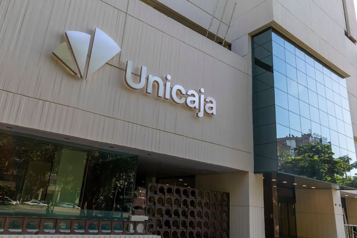 Unicaja negocia la compra de Wizink para crecer en préstamos al consumo