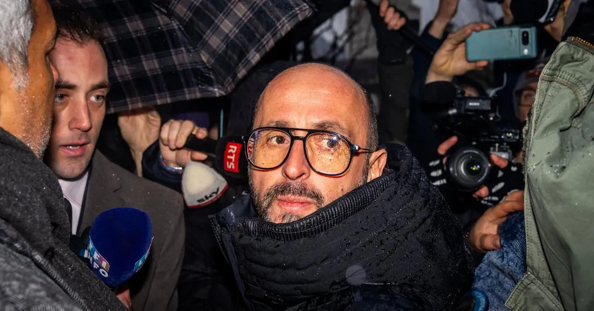 Crans-Montana : dispensé d’audition pour «dépression», Jacques Moretti aperçu en pleins travaux dans l’un de ses restaurants