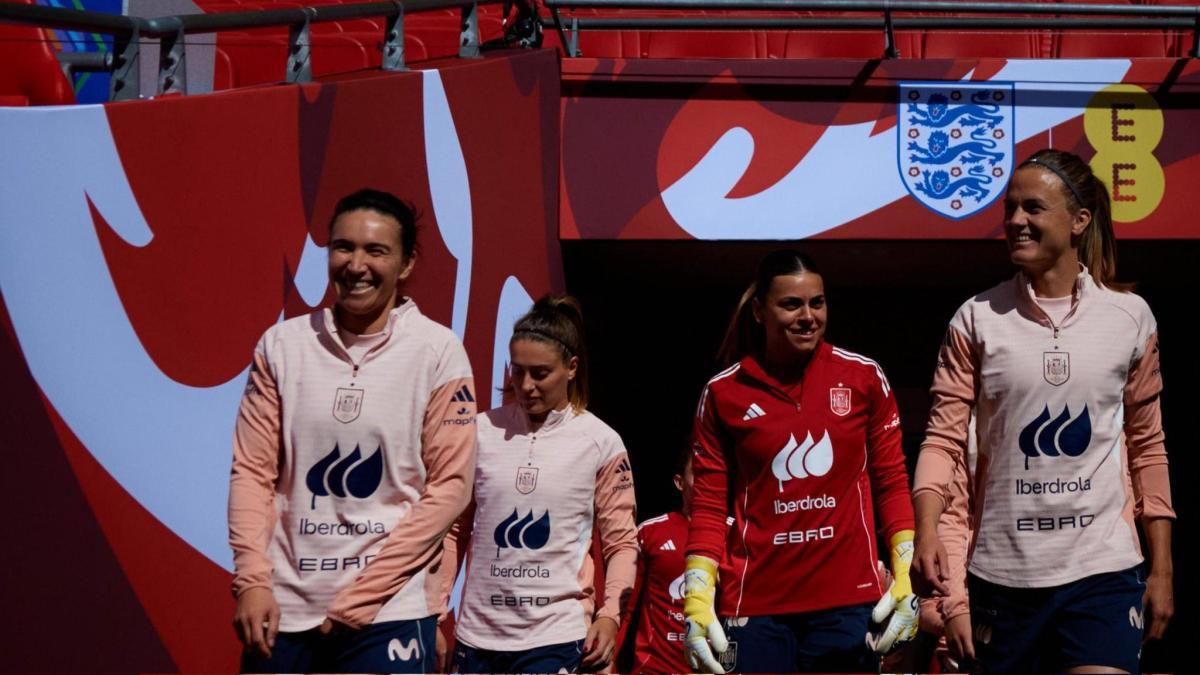 
                                                                                                       España quiere “quitar el envoltorio” para ganar por primera vez a Inglaterra como visitante
                                                                                                   