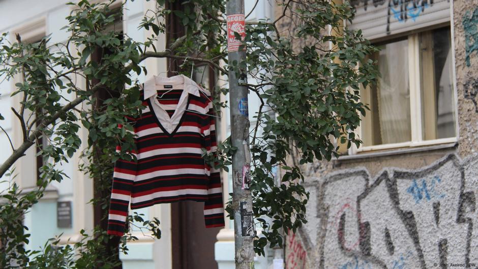 Berlin to crack down on a beloved giveaway tradition