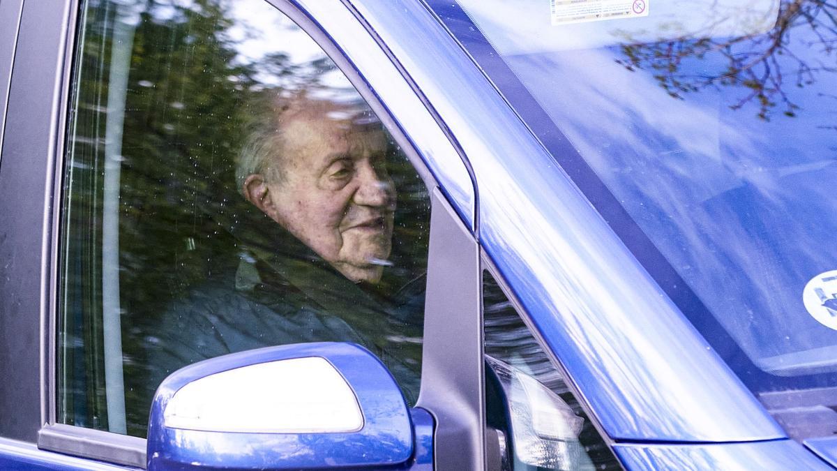 
                                                                                                                                El rey Juan Carlos se somete a un chequeo médico en Vitoria antes de ir a Sanxenxo
                                                                                                                            