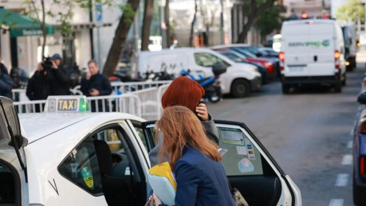 
                      La expareja de Koldo García reconoce que el PSOE era “muy rígido” con los gastos
                  