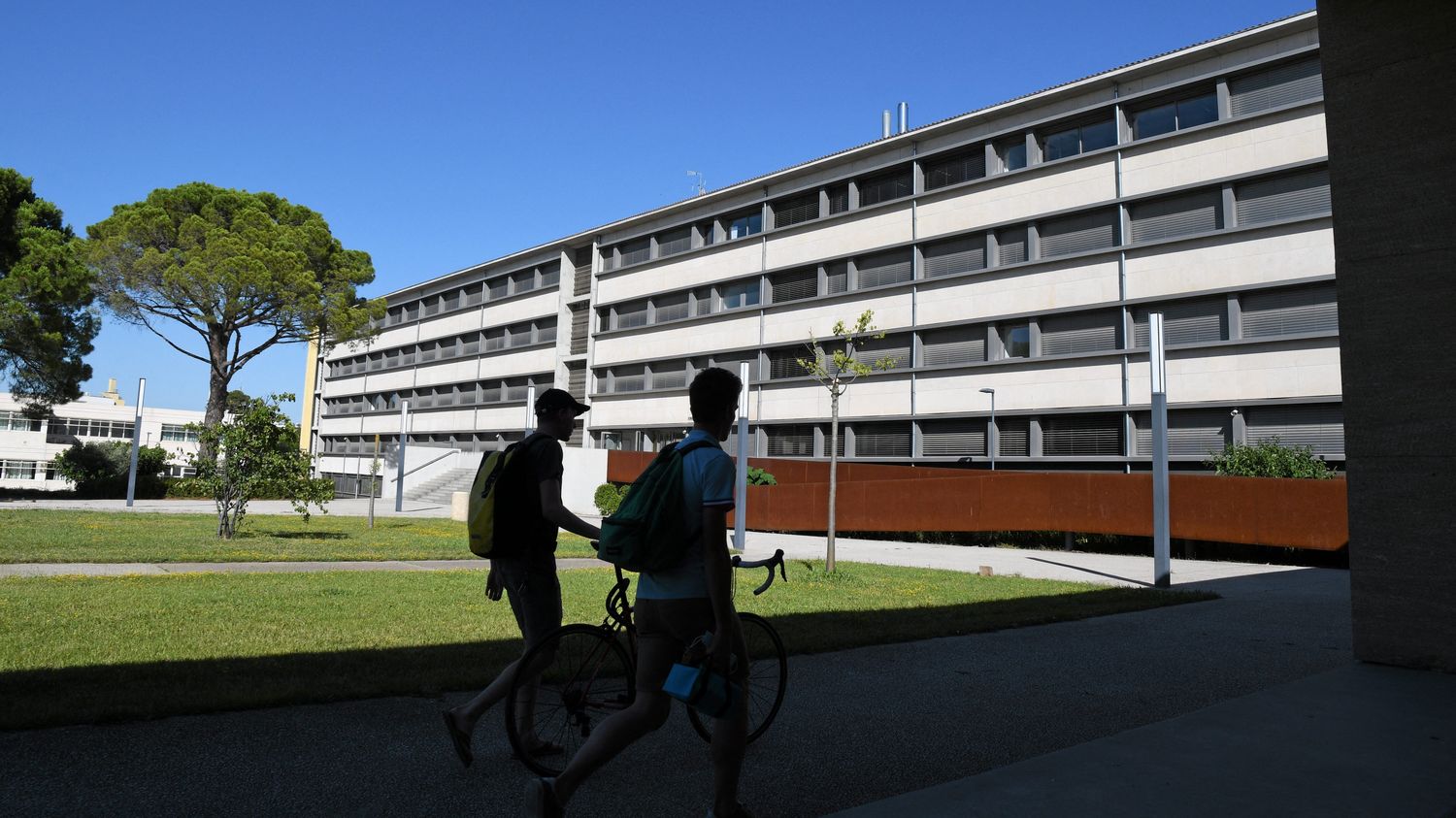 Le parquet de Montpellier ouvre une enquête après l'altercation entre des élèves et un professeur dans un lycée de la préfecture héraultaise