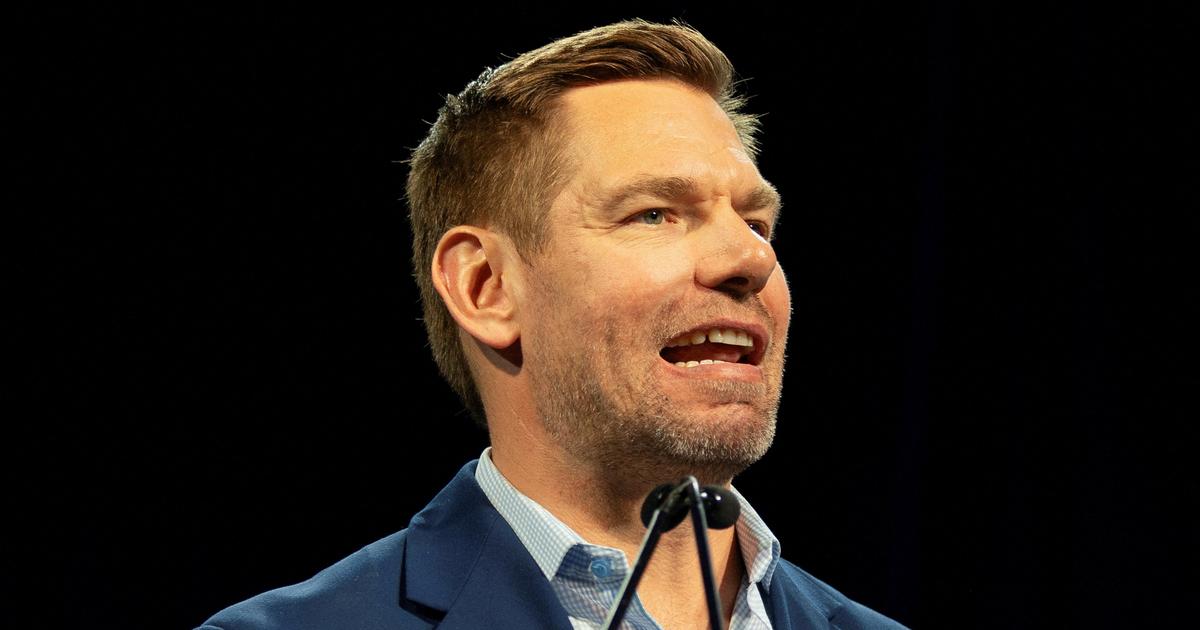 Le démocrate Eric Swalwell démissionne du Congrès américain après des allégations de violences sexuelles