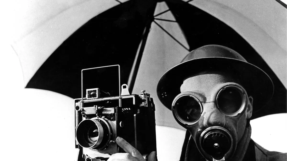 Lee Miller au musée d'art moderne de Paris : la mode, la guerre et le surréalisme dans un seul regard