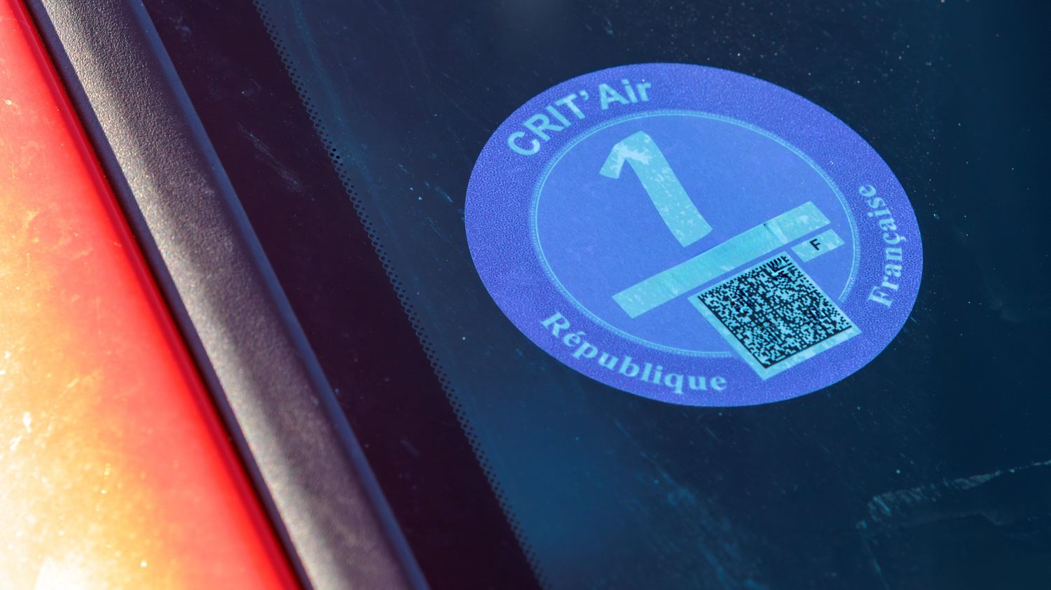 "Pour que ça marche, il faut aider les ménages à changer de voiture" : l'association Respire appelle les députés à sauver les ZFE