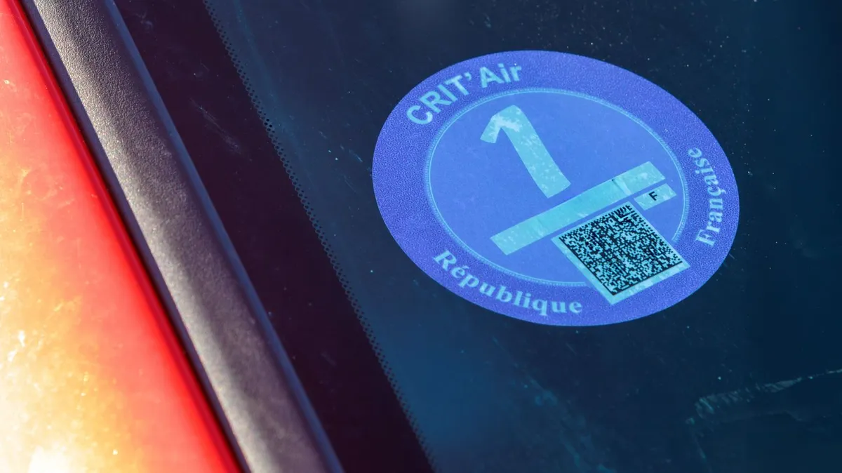 "Pour que ça marche, il faut aider les ménages à changer de voiture" : l'association Respire appelle les députés à sauver les ZFE