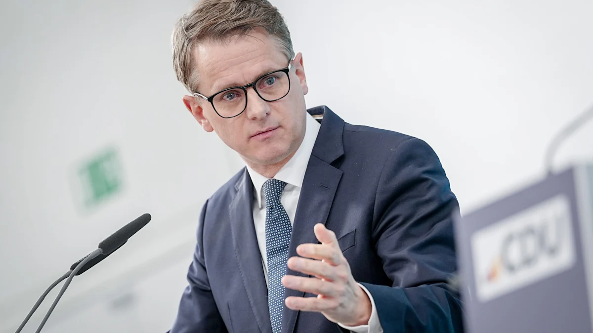 Bundespolitik: Linnemann: Zehn Krankenkassen in Deutschland reichen