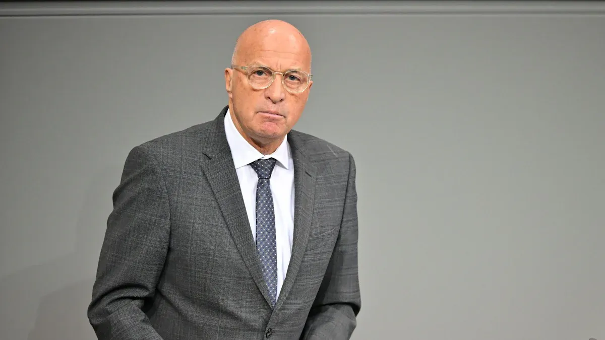 Sicherheitspolitik: AfD-Verteidigungspolitiker Lucassen tritt zurück