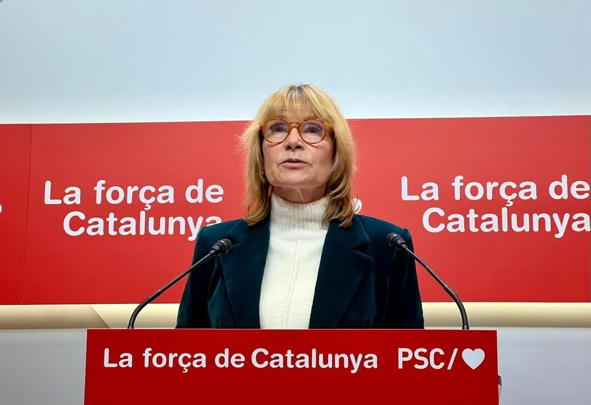 El PSC fuerza la dimisión de los ediles que validaron el presupuesto de la alcaldesa ‘ultra’ de Ripoll 