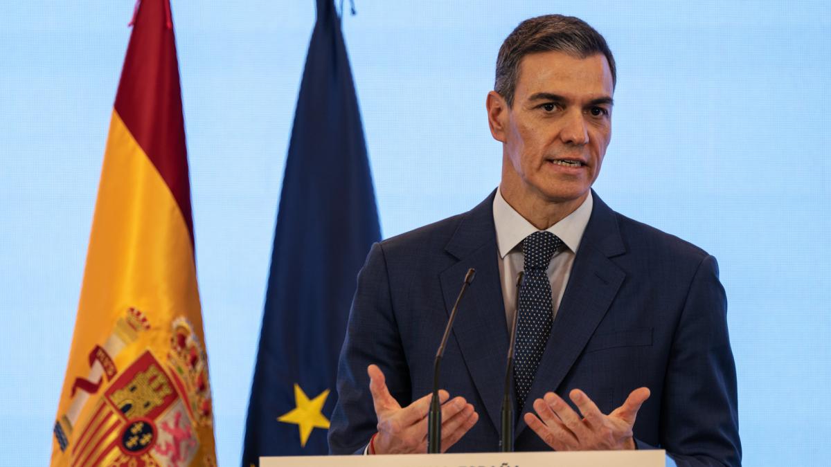 
                    Sánchez replica al juez Peinado: “El tiempo va a poner todo, y a todos, en su sitio”
                