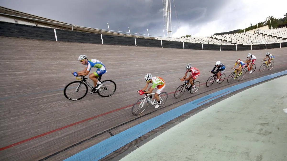 
                                                                                         Unanimidad política para que el velódromo de Horta disponga de una cubierta retráctil
                                                                                     