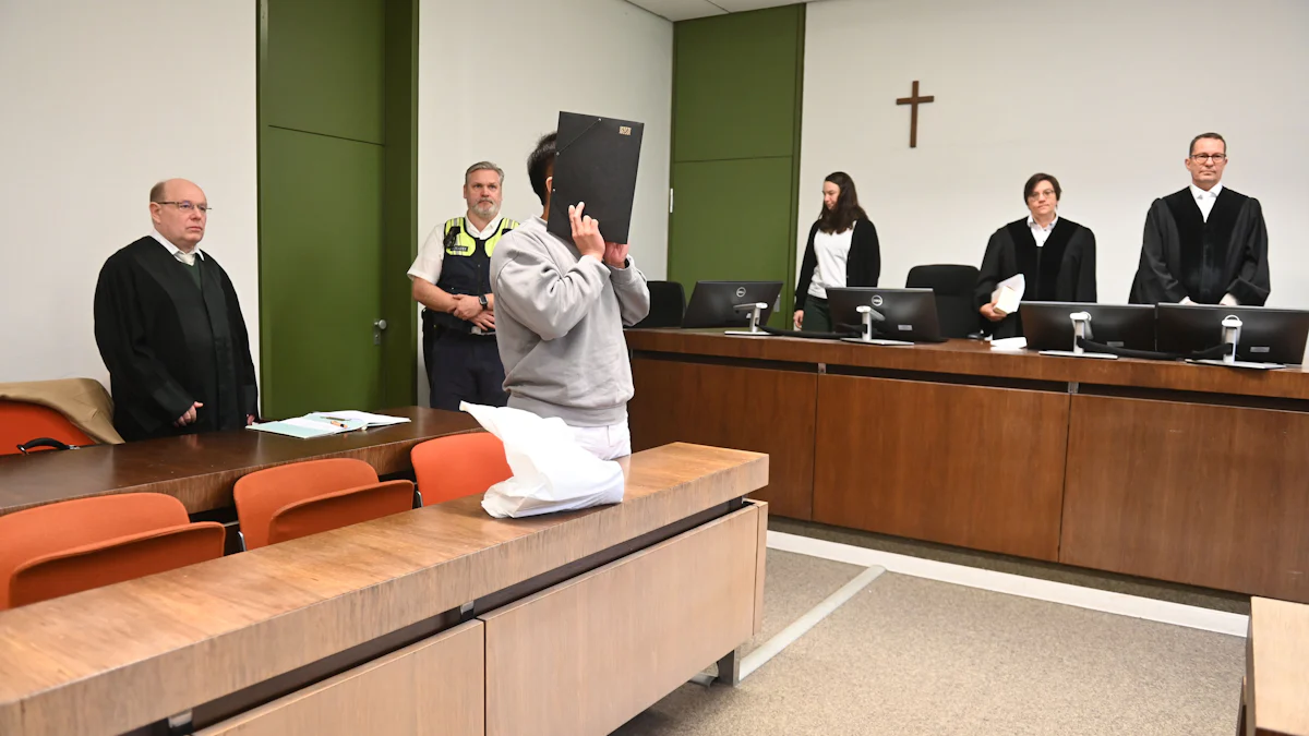 Prozess in München: Vergewaltigungen unter Narkose: Elf Jahre und drei Monate Haft für 28-Jährigen