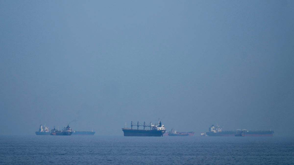 Straße von Hormus: Von USA sanktionierter Tanker passiert Meerenge trotz US-Seeblockade