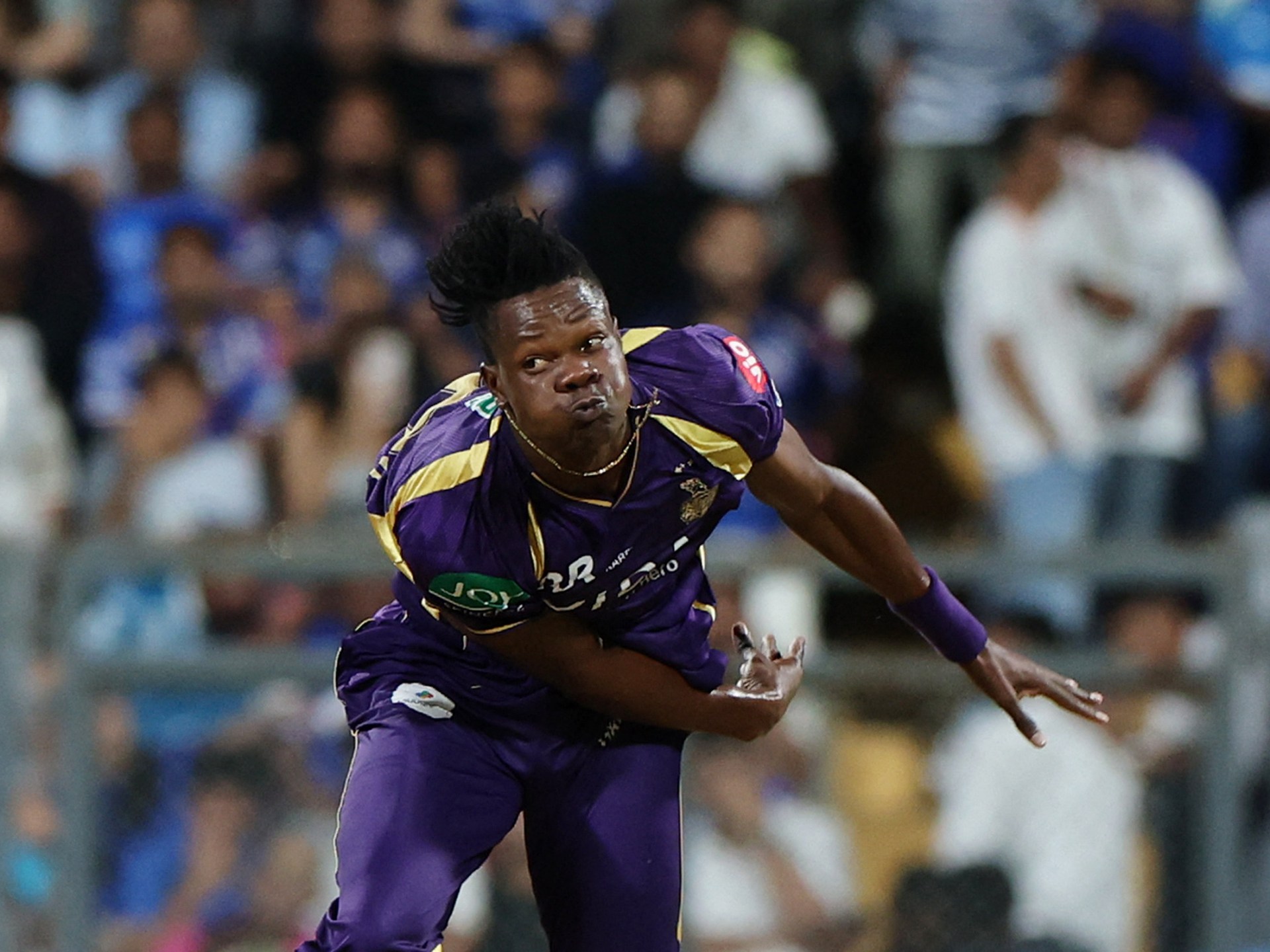 Blessing Muzarabani given two-year PSL ban after IPL switch