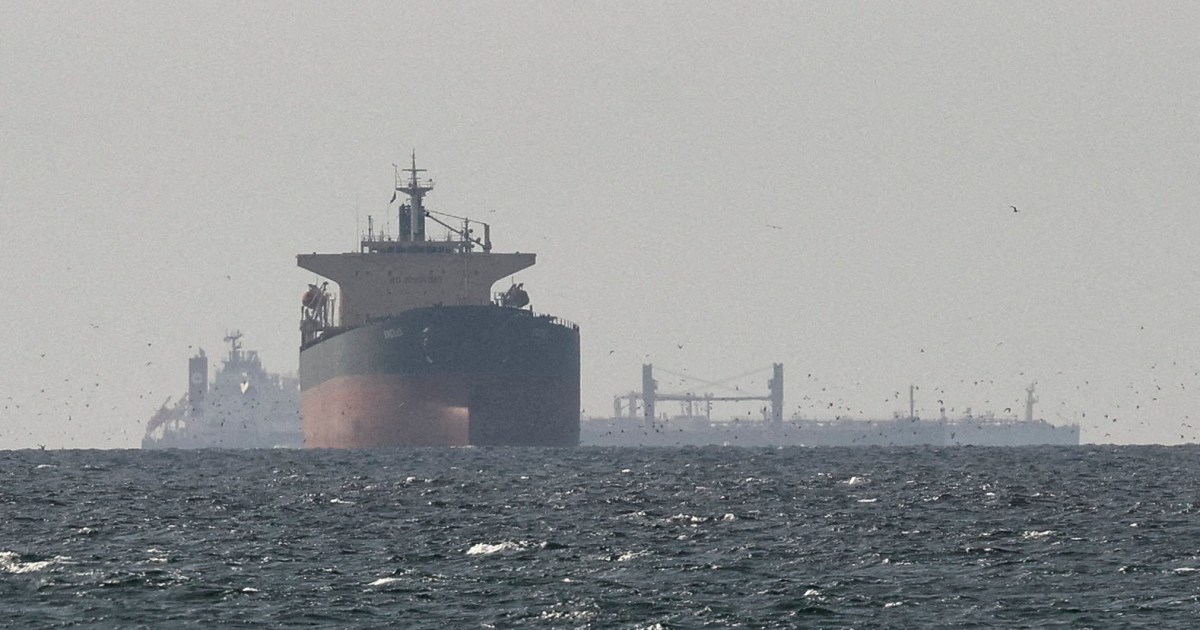 Sanctioned tankers transit Strait of Hormuz amid US blockade